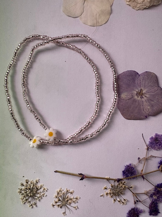 Dainty Daisy bracelets- 2 pack